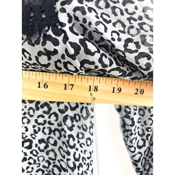 Audrey 3+1 Sheer Leopard Blouse with Eyelash Lace M - Picture 8 of 8